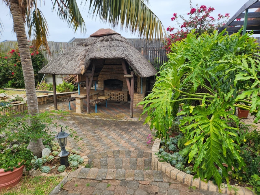 3 Bedroom Property for Sale in Humewood Eastern Cape